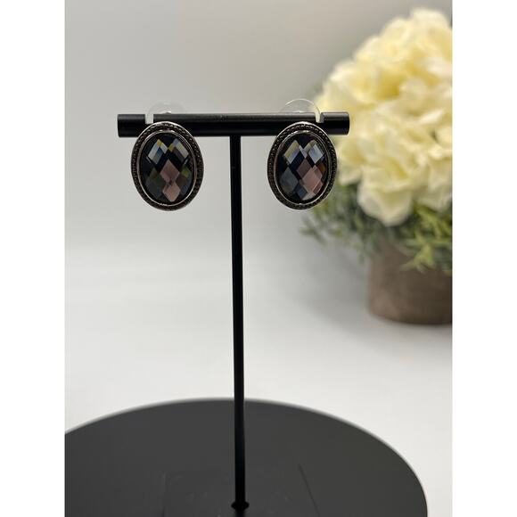 KIRKS FOLLY Faceted Checkerboard Oval‎ Pierced Silver Tone Earrings 
15/16" - Picture 4 of 9